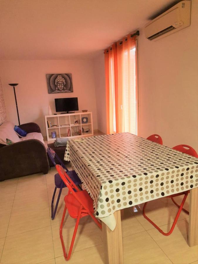 Besalut Apartment Екстериор снимка